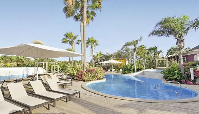 Pool view at Chogogo Curacao